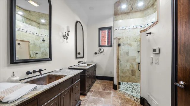 $1,890,000 | 4914 Imperial Street, Bellaire, TX 77401