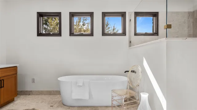 $1,890,000 | 4914 Imperial Street, Bellaire, TX 77401