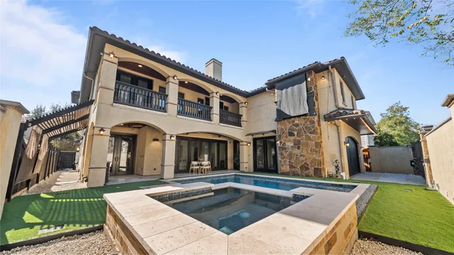 $1,890,000 | 4914 Imperial Street, Bellaire, TX 77401