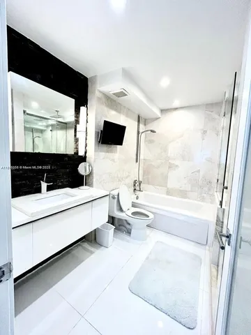 $3,500 | Miami Beach City Center, Miami Beach, FL 33139