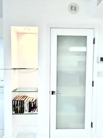 $3,500 | Miami Beach City Center, Miami Beach, FL 33139