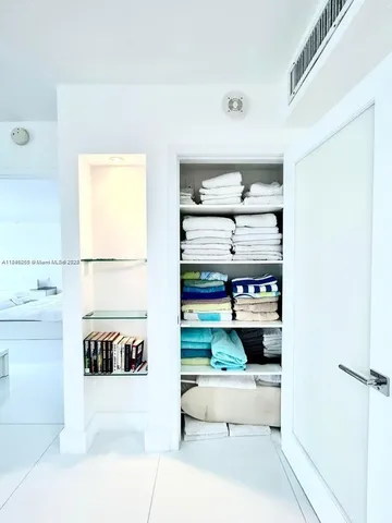 $3,500 | Miami Beach City Center, Miami Beach, FL 33139