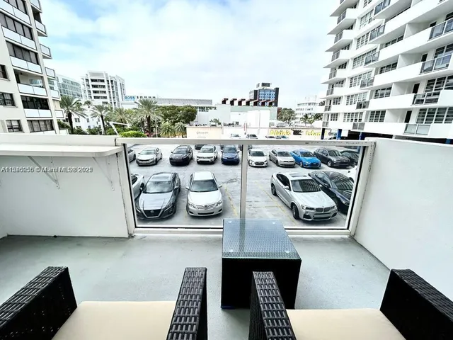 $3,500 | Miami Beach City Center, Miami Beach, FL 33139