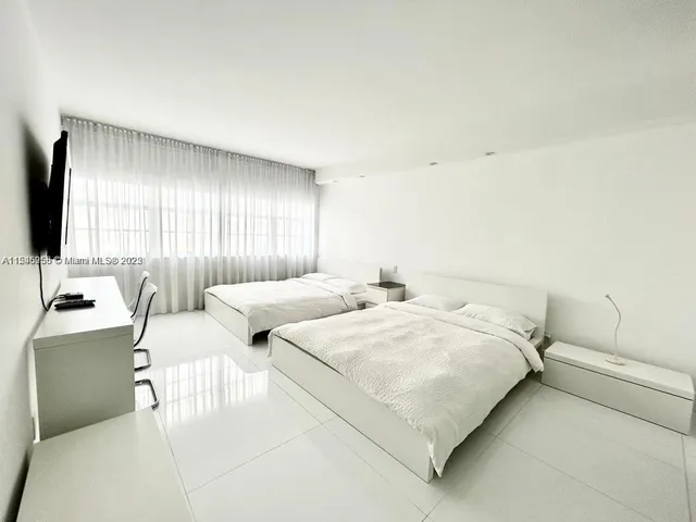 $3,500 | Miami Beach City Center, Miami Beach, FL 33139