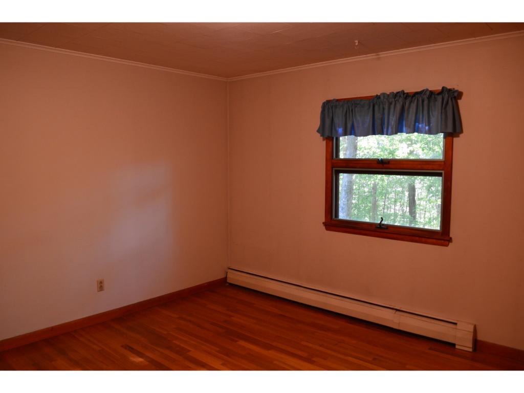 138 Chapman Road Keene, NH 03431 - Photo 17 of 36