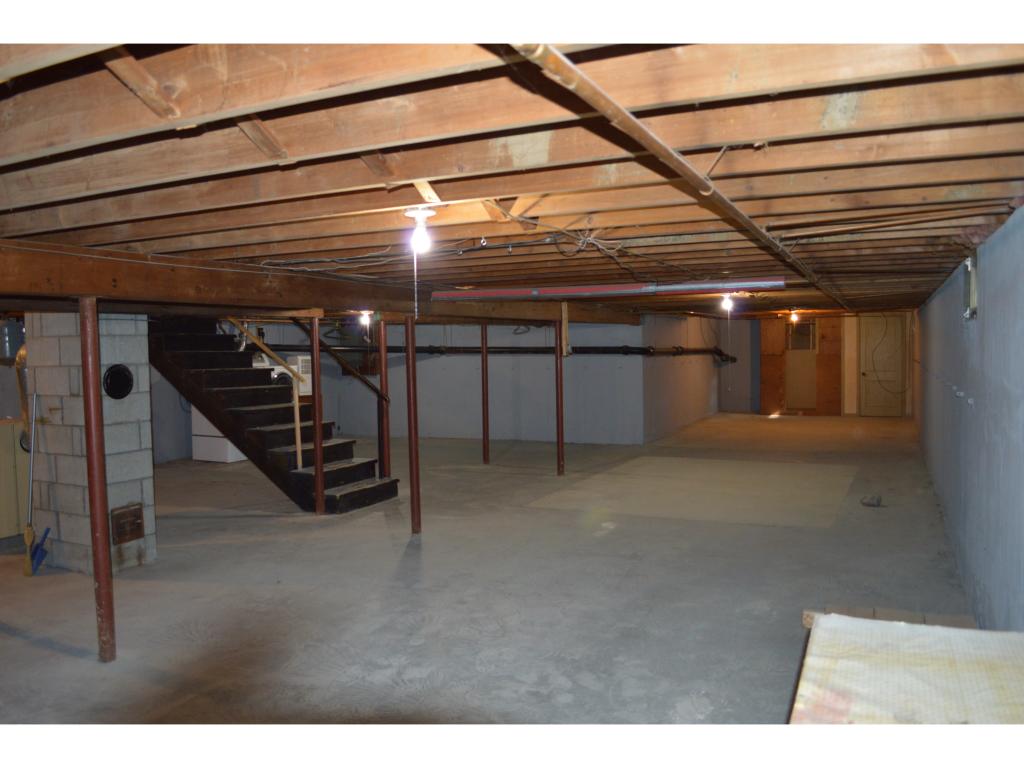 138 Chapman Road Keene, NH 03431 - Photo 25 of 36