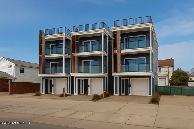 a view of multiple houses