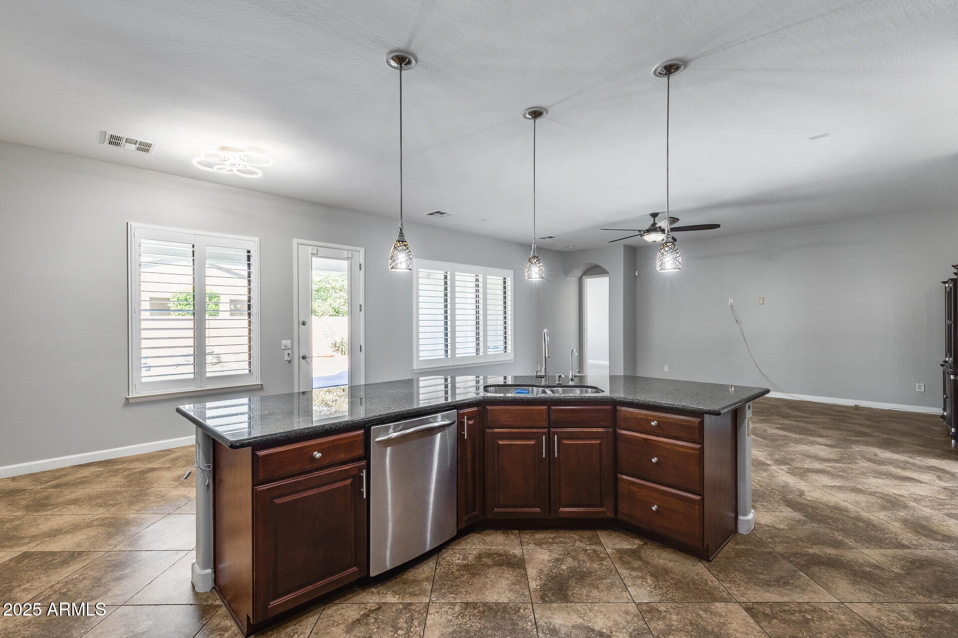3160 East Powell Place Chandler, AZ 85249 - Photo 16 of 36 Kitchen