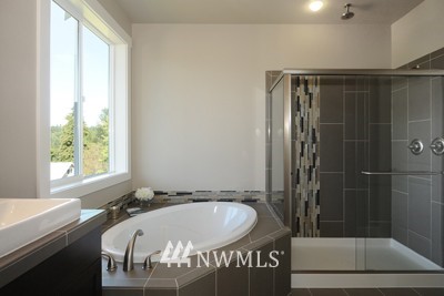 1410 North 36th Street Renton, WA 98056 - Photo 17 of 23 Gallery Image 17
