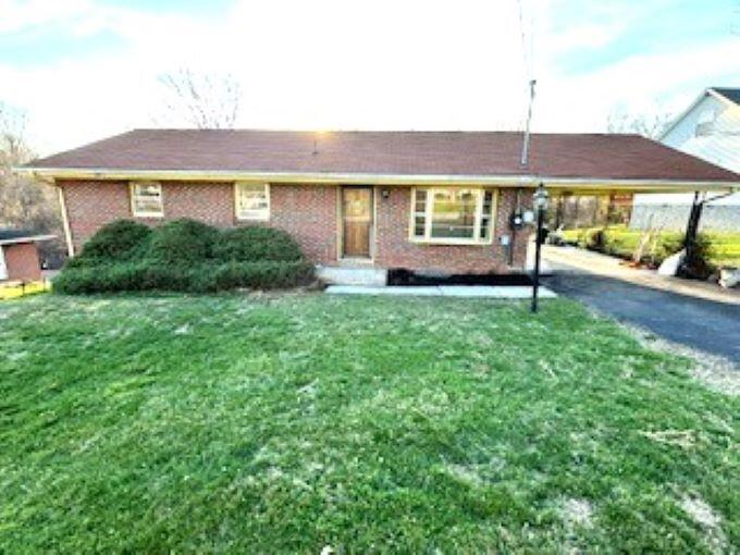 2101 7th Street Radford, VA 24141 - Photo 1 of 5 7st4