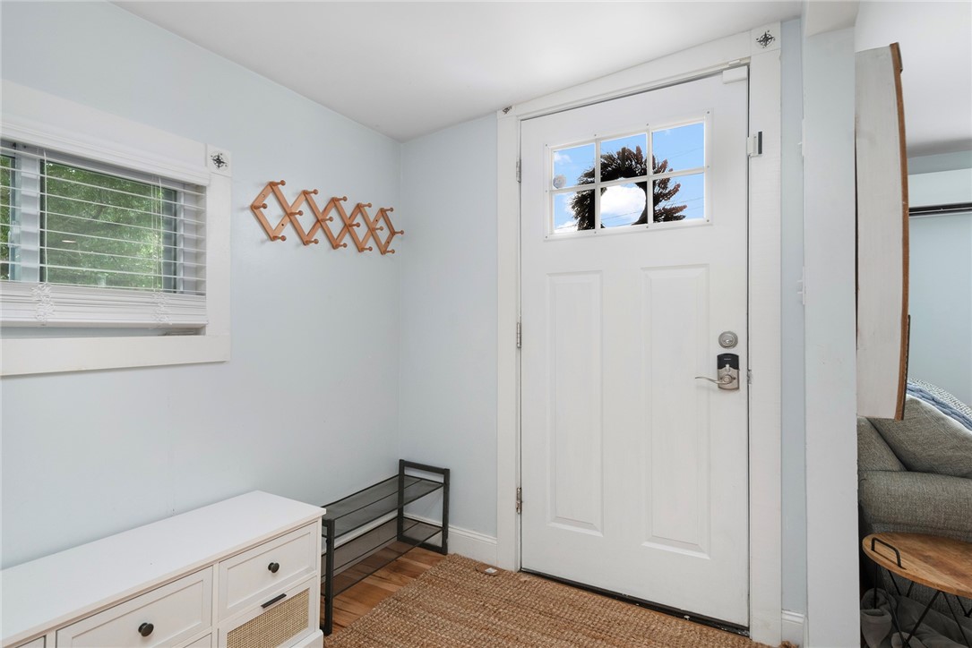 26 Pearl Street Newport, RI 02840 - Photo 15 of 48