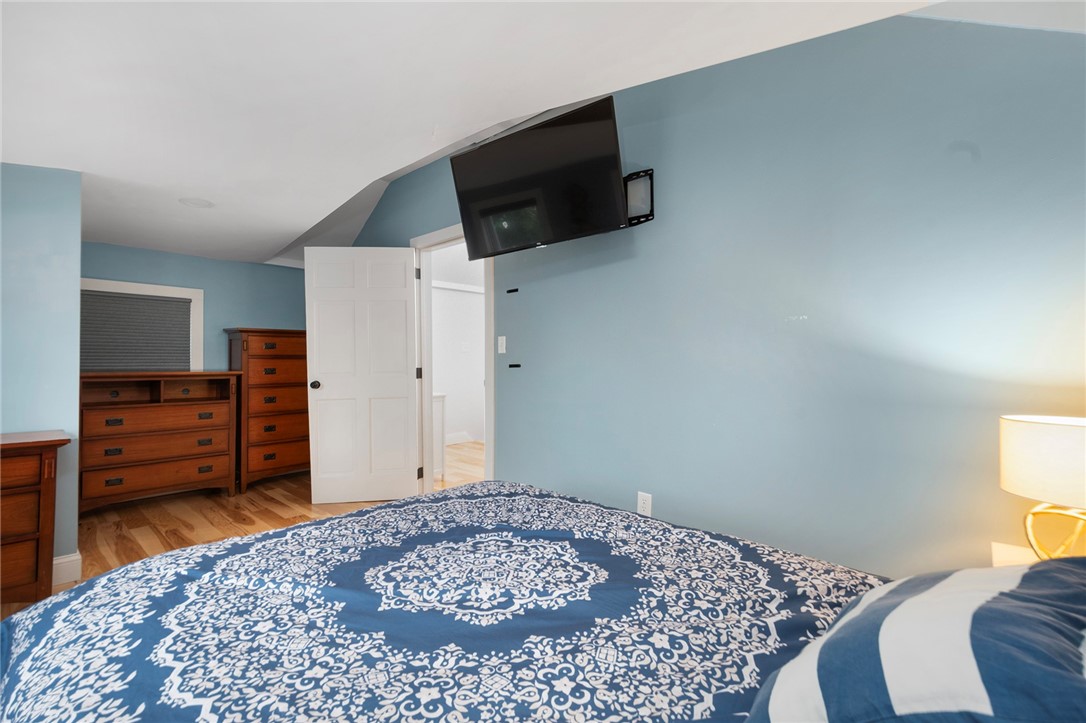 26 Pearl Street Newport, RI 02840 - Photo 27 of 48