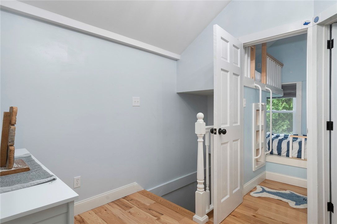 26 Pearl Street Newport, RI 02840 - Photo 28 of 48