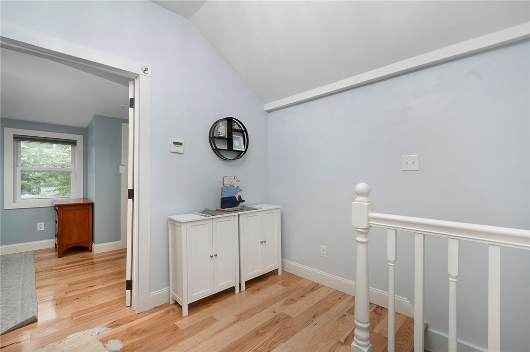 26 Pearl Street Newport, RI 02840 - Photo 29 of 48