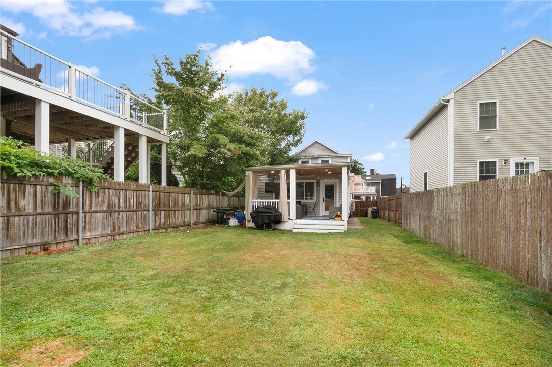 26 Pearl Street Newport, RI 02840 - Photo 45 of 48