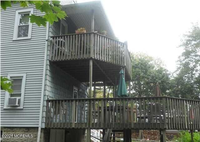 190 Jackson Street Matawan, NJ 07747 - Photo 4 of 24 a view of balcony with small yard