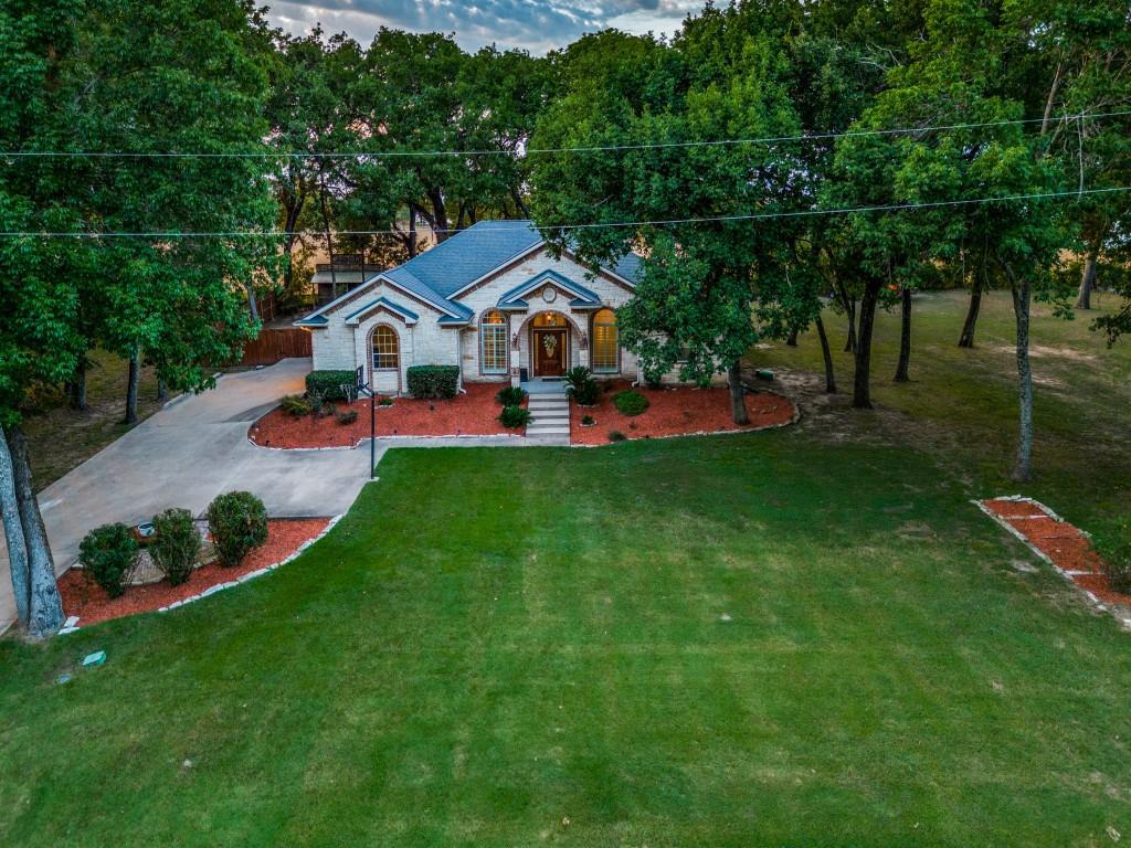 905 Southeast County Rd 2230K  