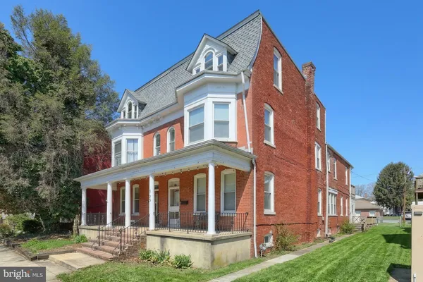$179,900 | 723 Pennsylvania Avenue, York, PA 17404