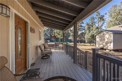 $329,000 | 188 Imperial Avenue, Sugarloaf, CA 92386