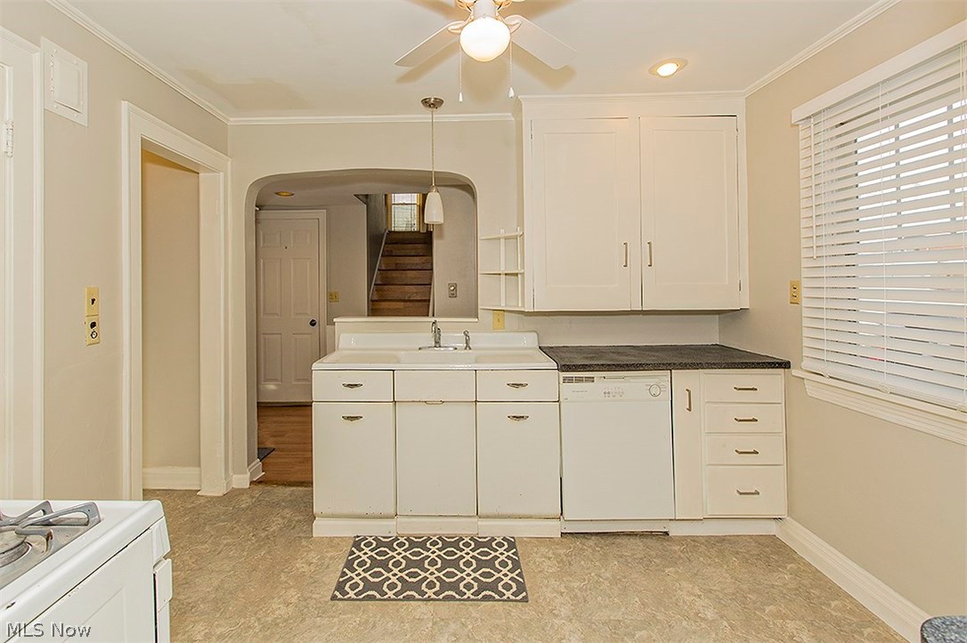 3834 Silsby Road Cleveland, OH 44118 - Photo 7 of 21 Gallery Image 7
