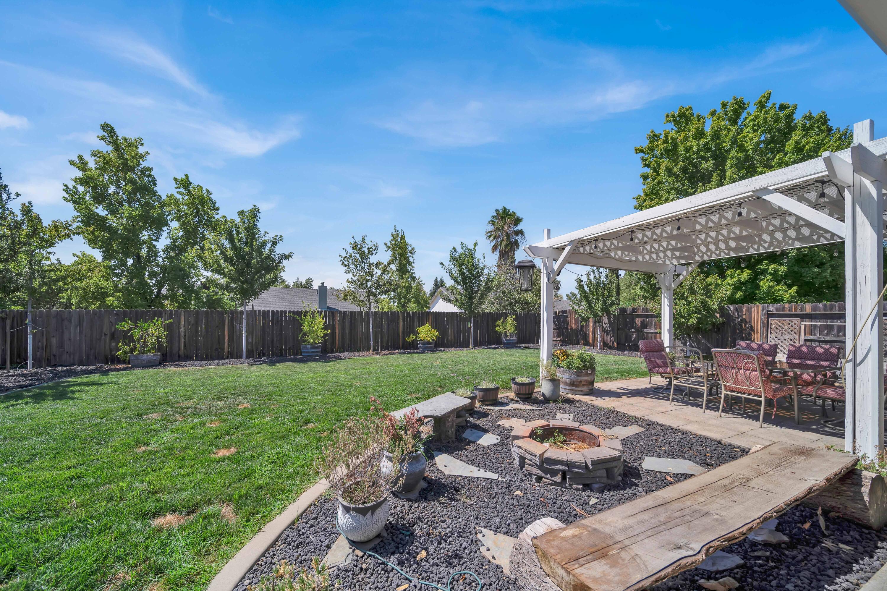 1968 Airstrip Road Redding, CA 96003 - Photo 39 of 42 Redding-Real-Estate-Photography-18