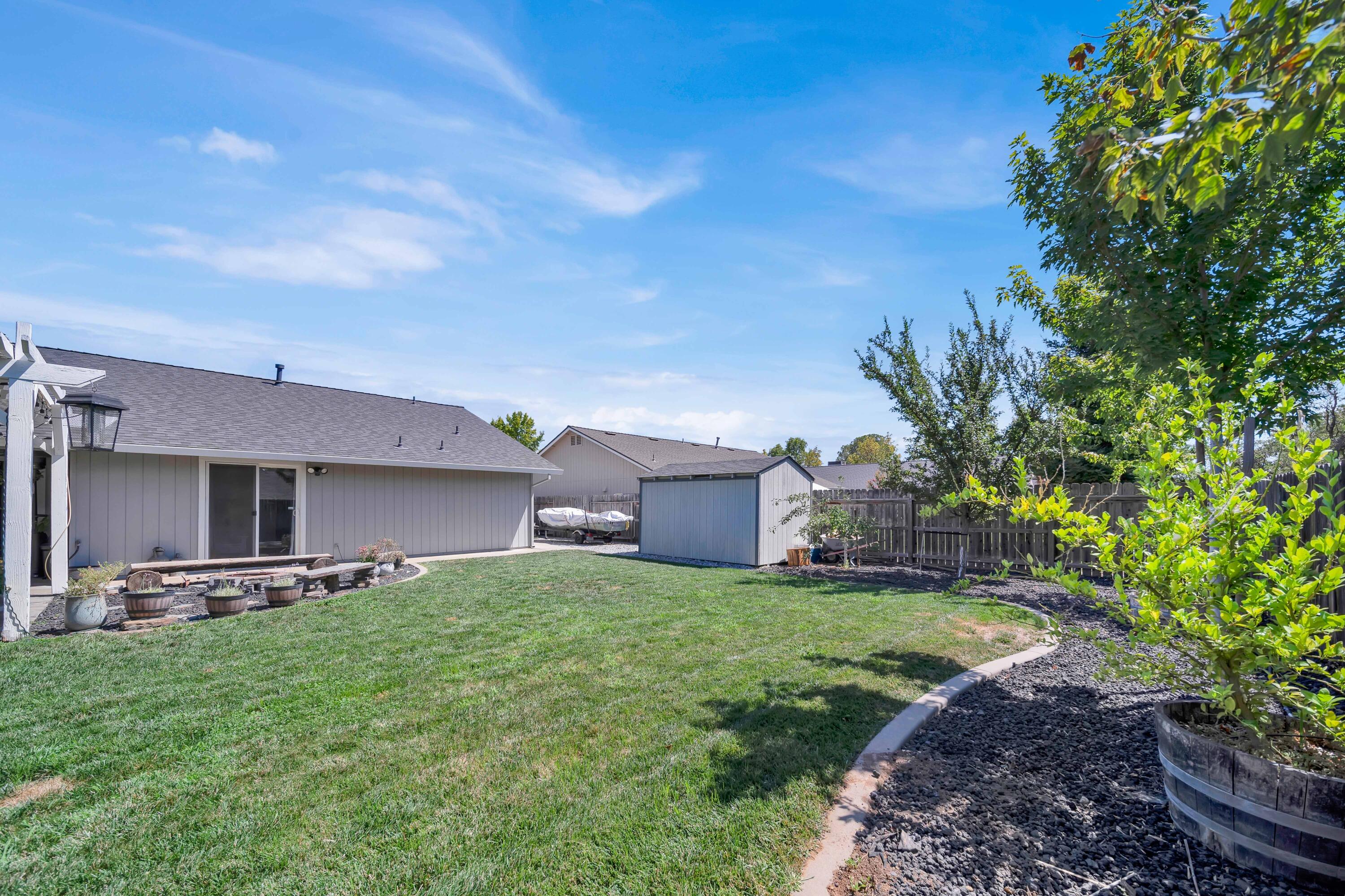 1968 Airstrip Road Redding, CA 96003 - Photo 40 of 42 Redding-Real-Estate-Photography-13