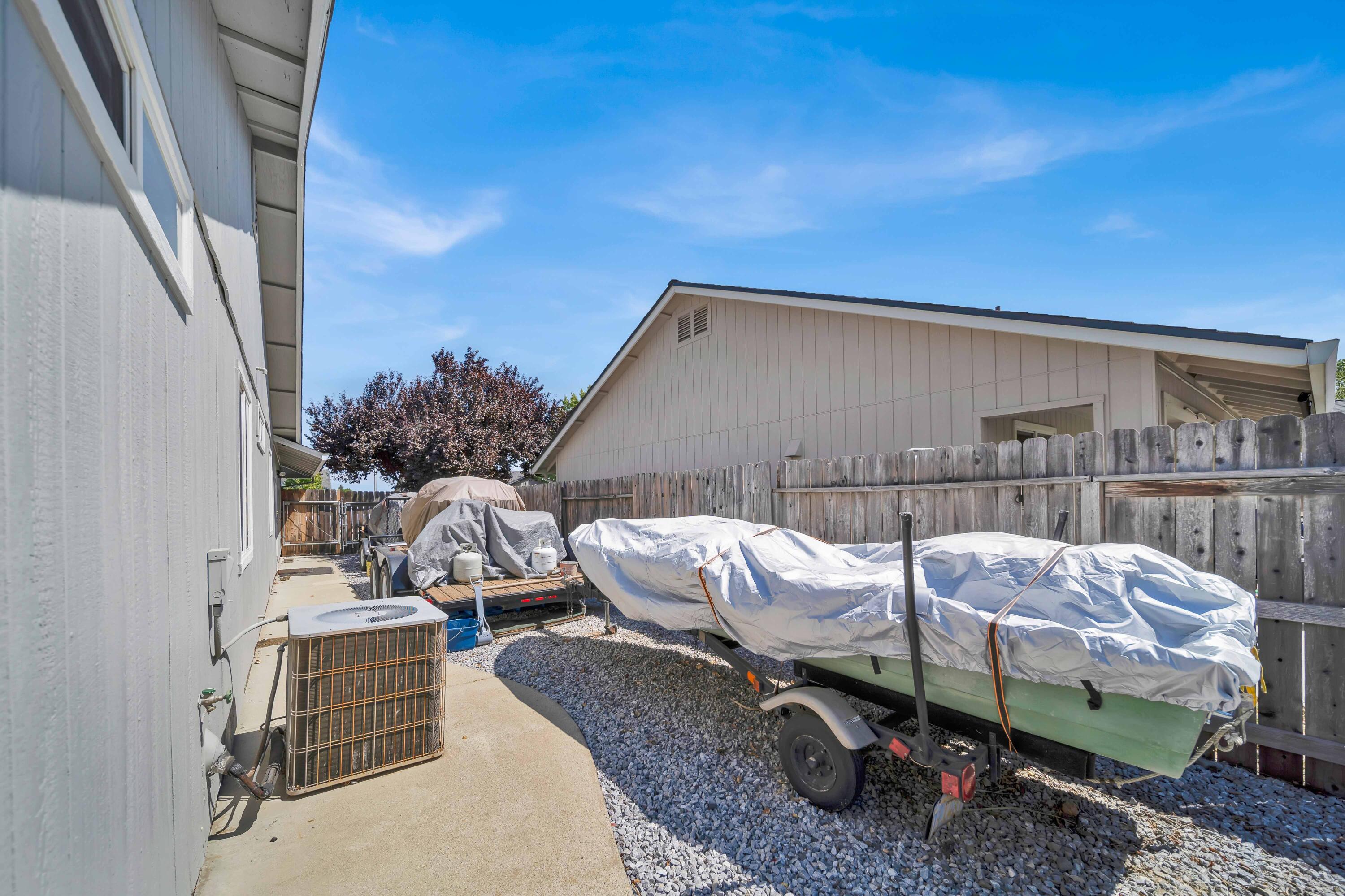 1968 Airstrip Road Redding, CA 96003 - Photo 42 of 42 Redding-Real-Estate-Photography-17