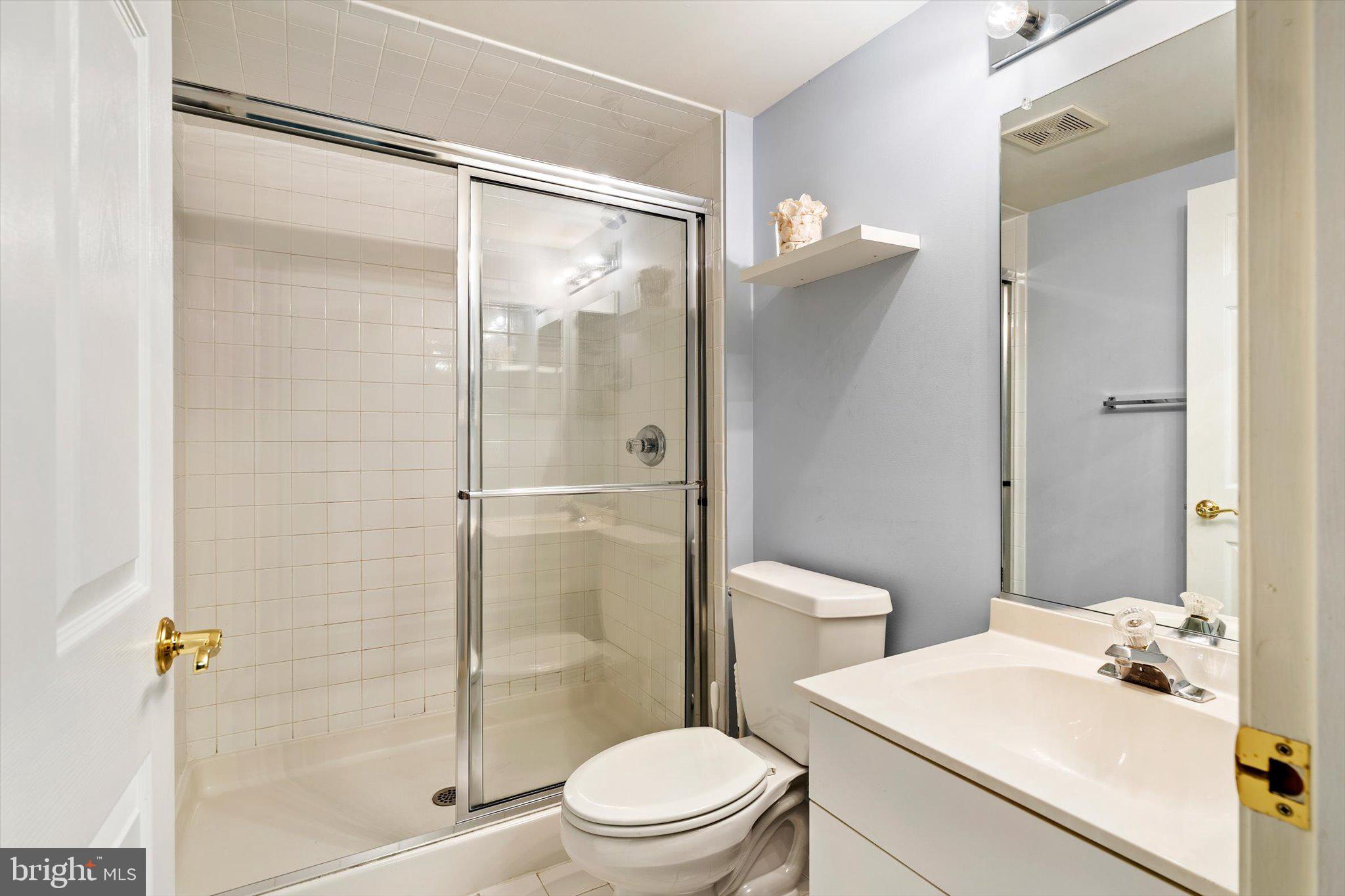 5 Oak Ridge Court Voorhees, NJ 08043 - Photo 34 of 41