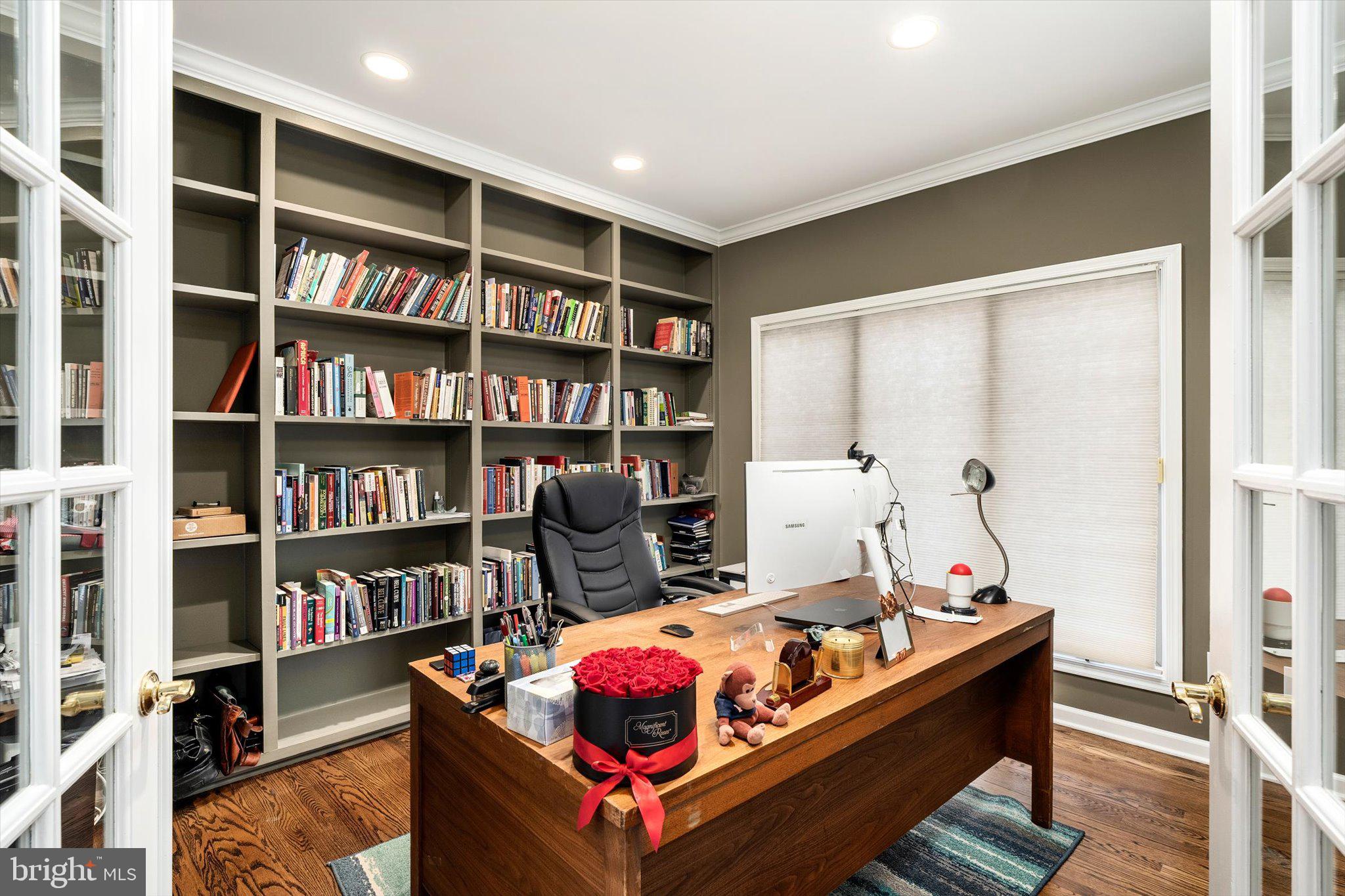 5 Oak Ridge Court Voorhees, NJ 08043 - Photo 7 of 41