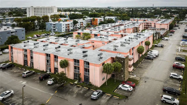 $149,990 | 19701 Southwest 114th Avenue, Unit 364, Miami, FL 33157