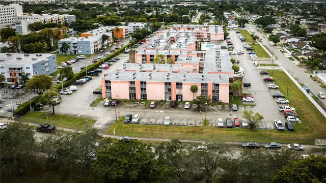 $149,990 | 19701 Southwest 114th Avenue, Unit 364, Miami, FL 33157