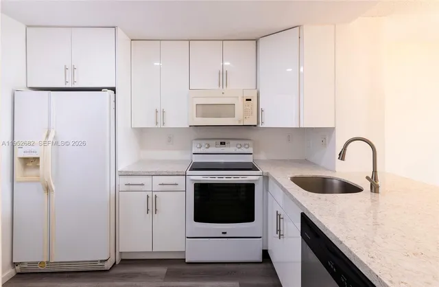 $149,990 | 19701 Southwest 114th Avenue, Unit 364, Miami, FL 33157