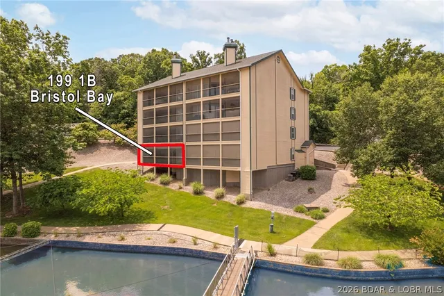 $314,500 | 199 Bristol Bay Drive, Unit 1B, Lake Ozark, MO 65049