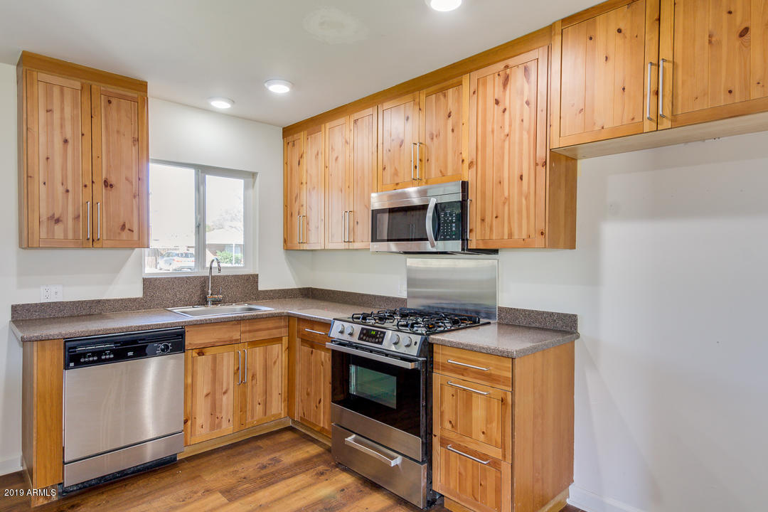 2115 West Avalon Drive Phoenix, AZ 85015 - Photo 18 of 21 18-Avalon