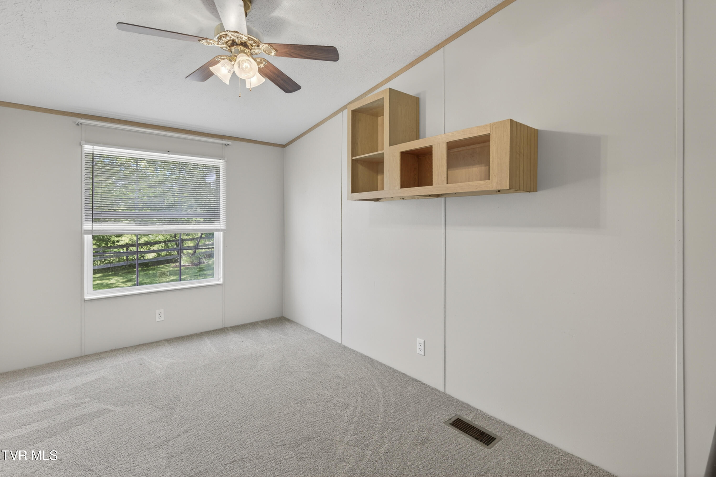 12392 Rich Valley Road Bristol, VA 24202 - Photo 33 of 53 12392-Rich-Valley-Rd-Bristol-VA-46