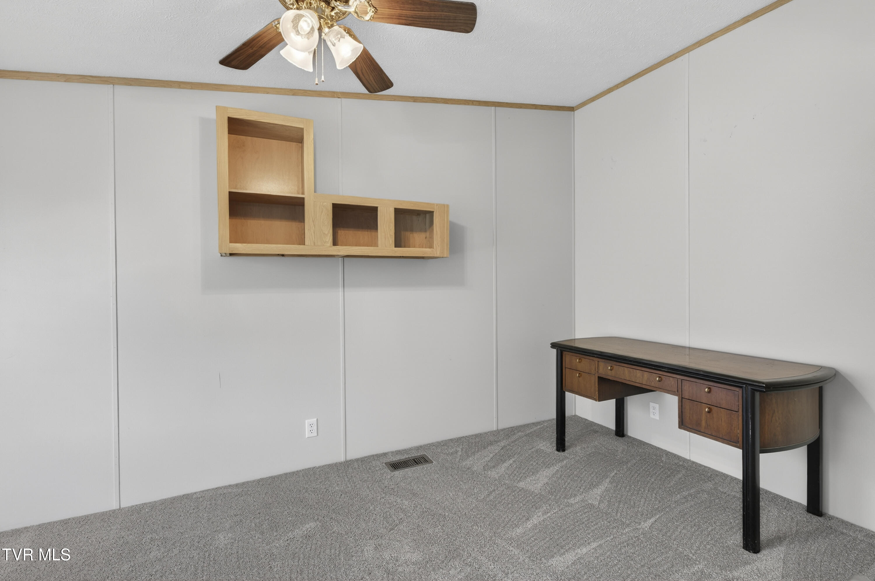 12392 Rich Valley Road Bristol, VA 24202 - Photo 34 of 53 12392-Rich-Valley-Rd-Bristol-VA-45