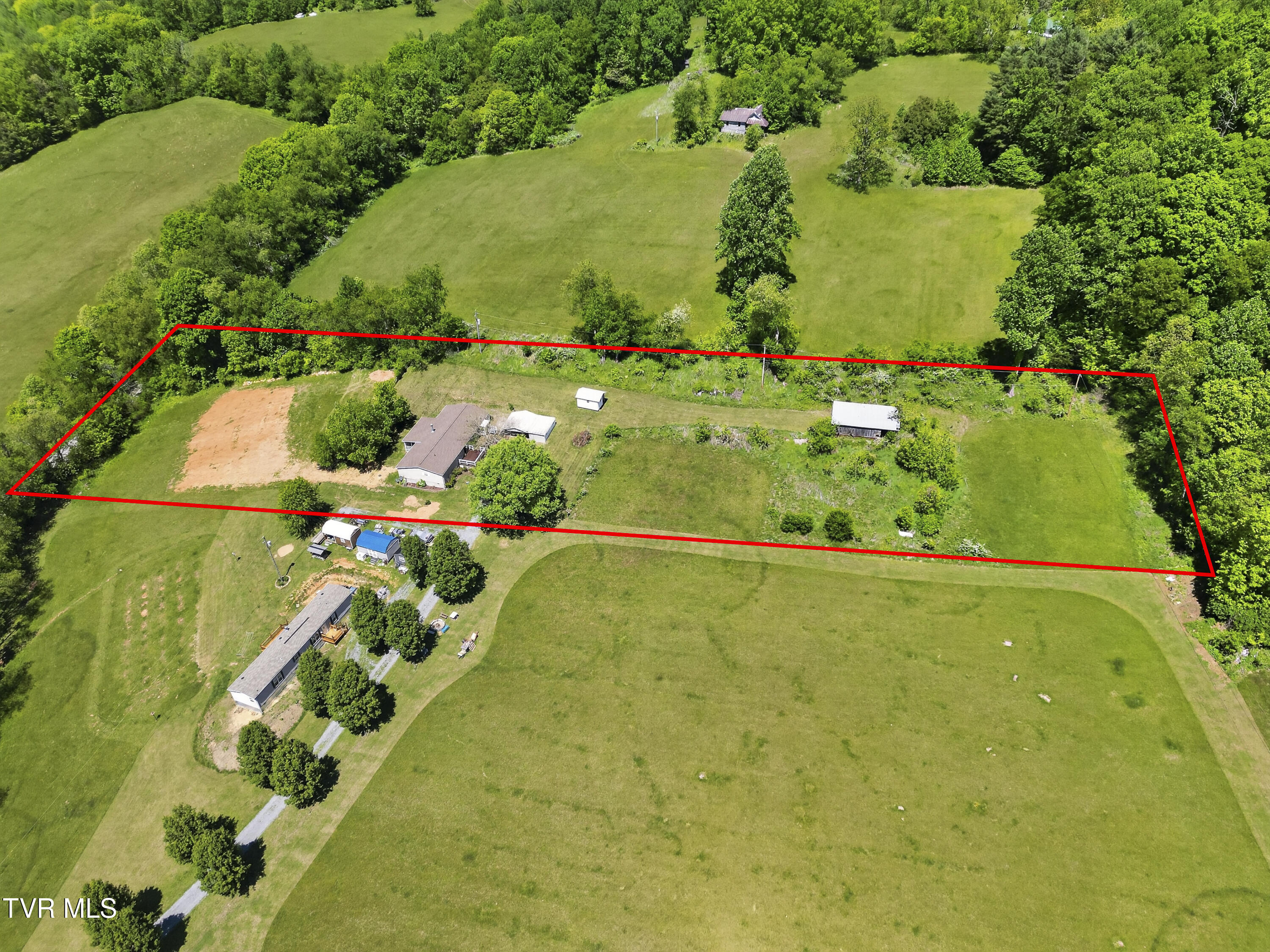 12392 Rich Valley Road Bristol, VA 24202 - Photo 4 of 53 12392-Rich-Valley-Rd-Bristol-VA-3