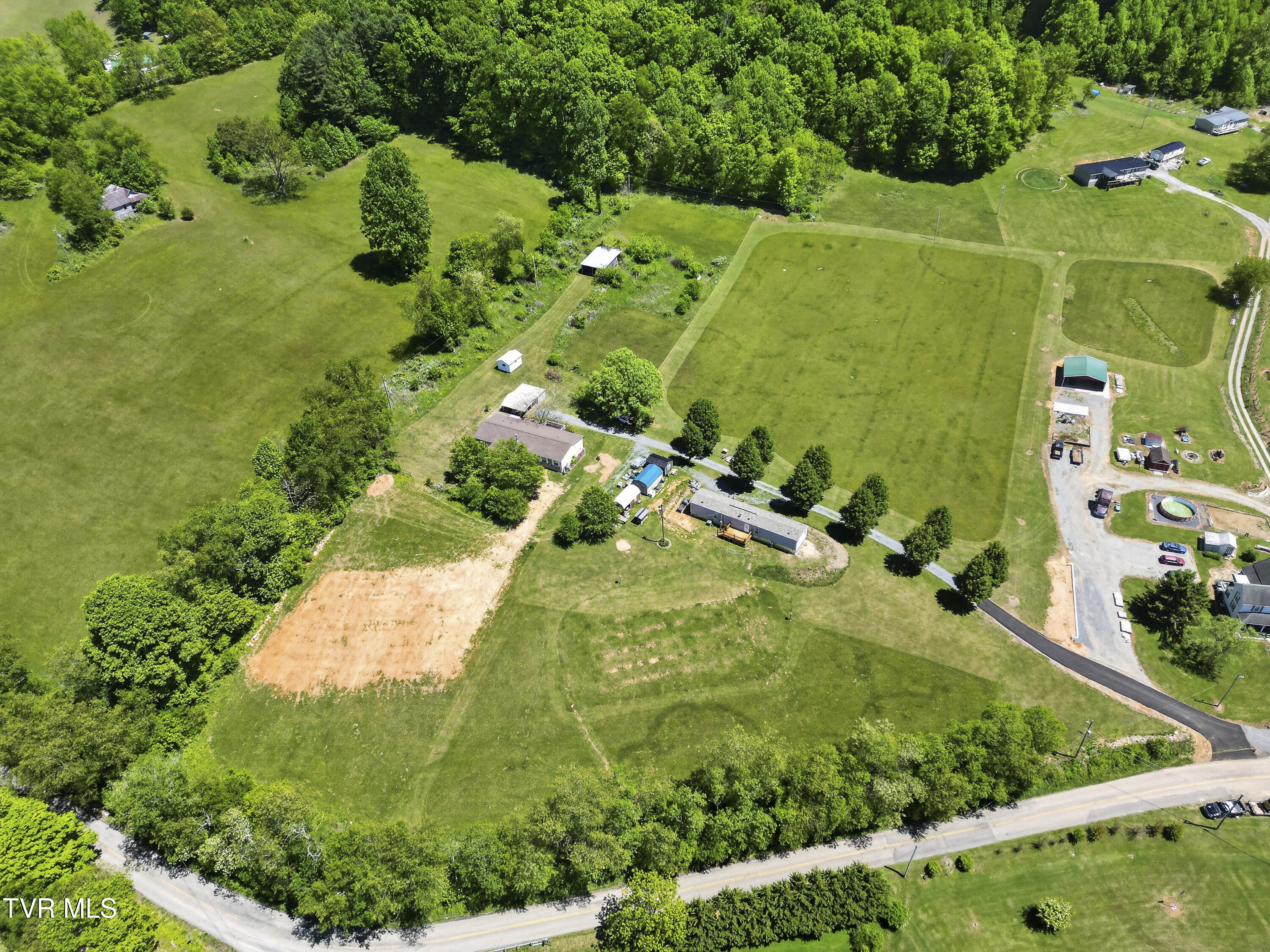 12392 Rich Valley Road Bristol, VA 24202 - Photo 50 of 53 12392-Rich-Valley-Rd-Bristol-VA-13