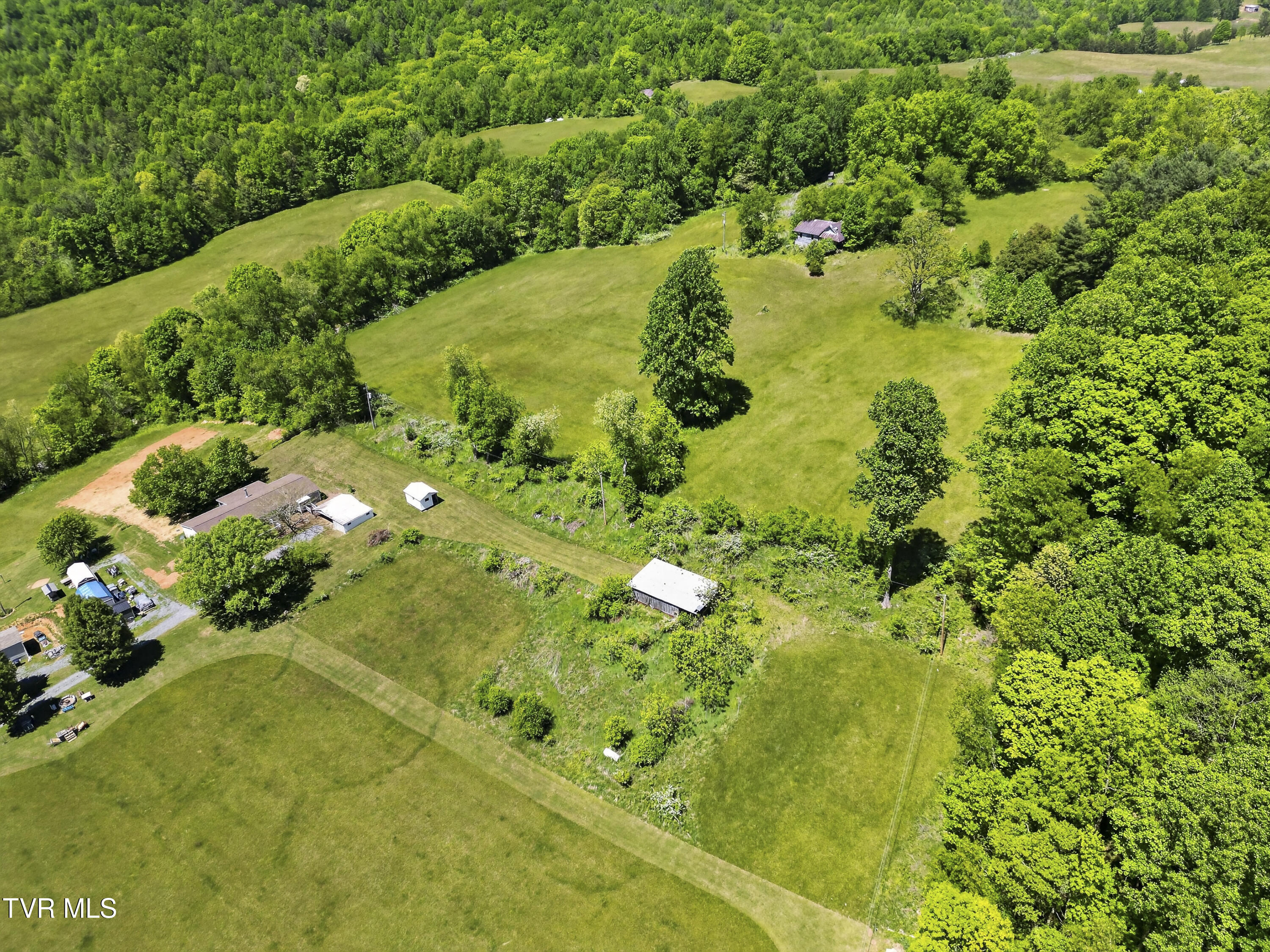 12392 Rich Valley Road Bristol, VA 24202 - Photo 52 of 53 12392-Rich-Valley-Rd-Bristol-VA-9
