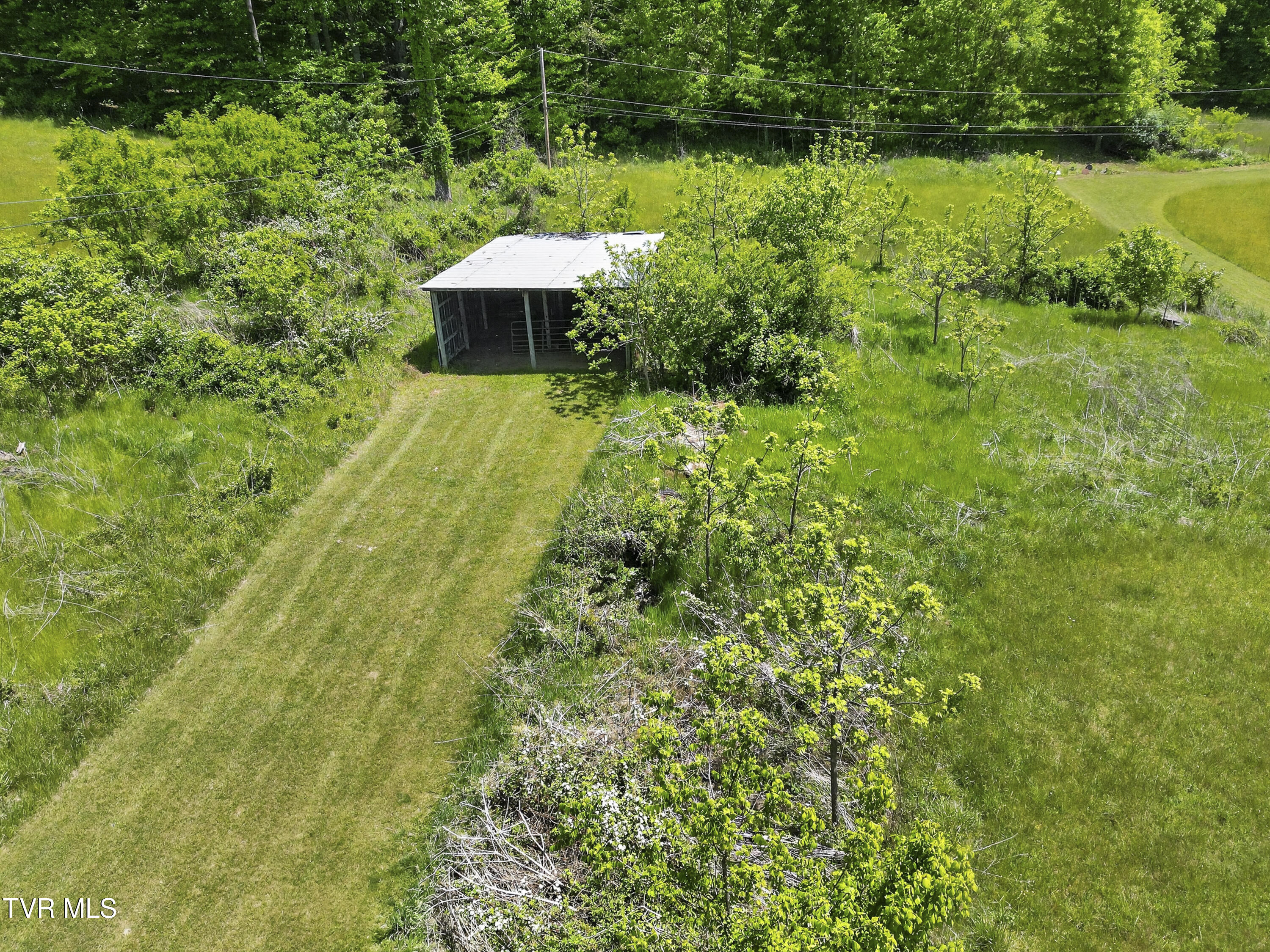 12392 Rich Valley Road Bristol, VA 24202 - Photo 10 of 53 12392-Rich-Valley-Rd-Bristol-VA-18