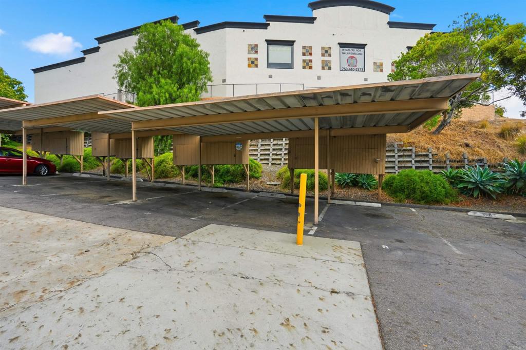 3435 Capalina Road, Unit 10 San Marcos, CA 92069 - Photo 20 of 33