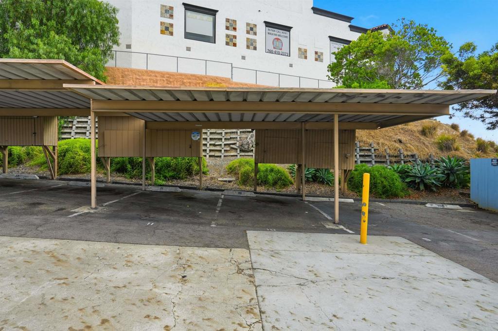 3435 Capalina Road, Unit 10 San Marcos, CA 92069 - Photo 21 of 33