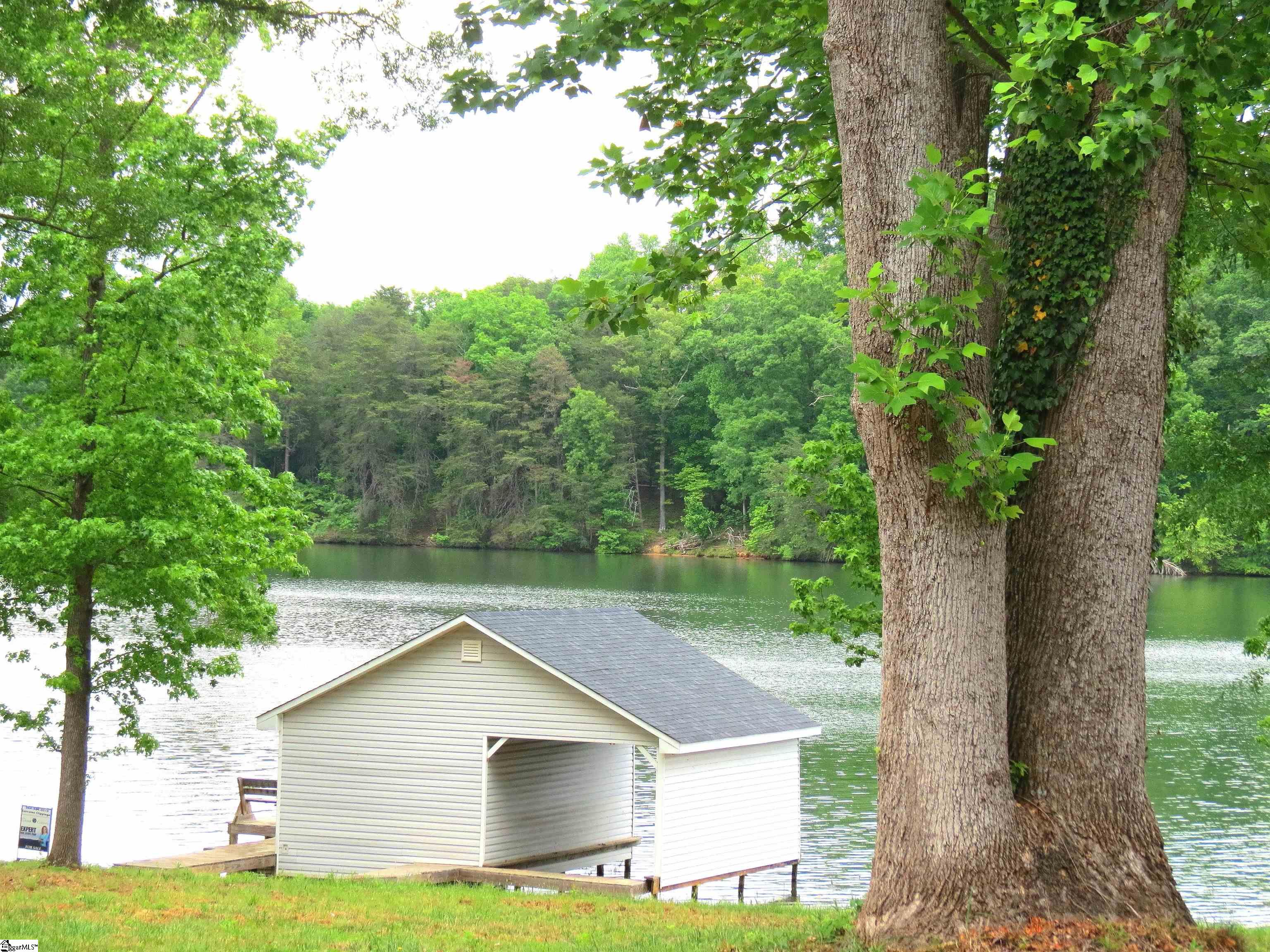 196 Lyman Lodge Road Lyman, SC 29365 - Photo 3 of 18 Gallery Image 3