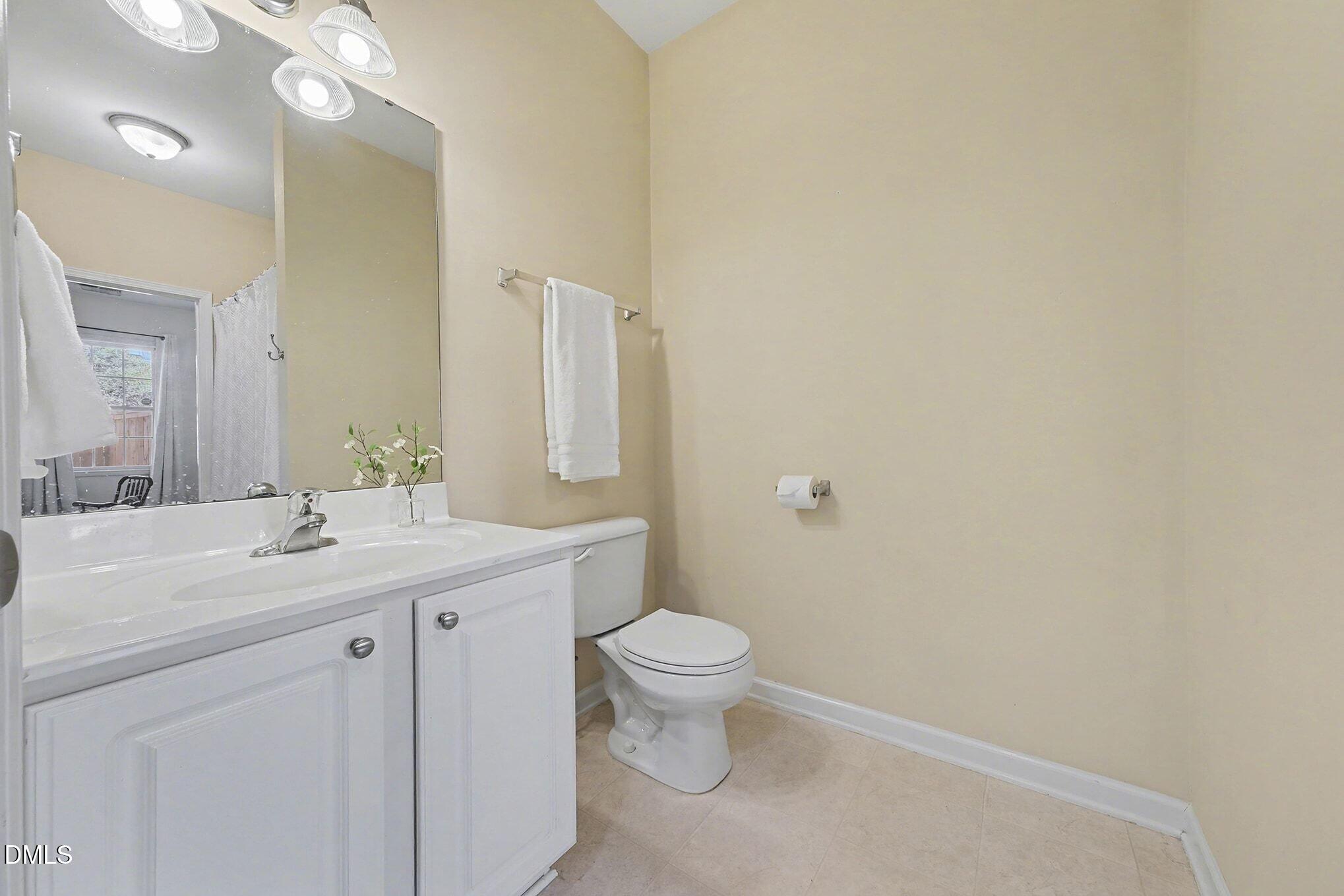 2711 Andover Glen Road Raleigh, NC 27604 - Photo 12 of 36 016_file_5491