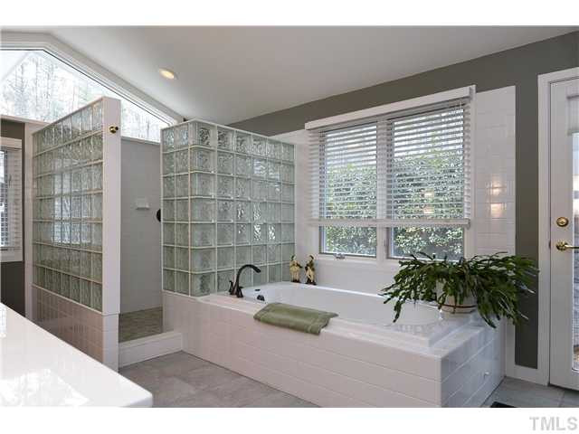 2301 Sunnystone Way Raleigh, NC 27613 - Photo 9 of 25 Photo 9