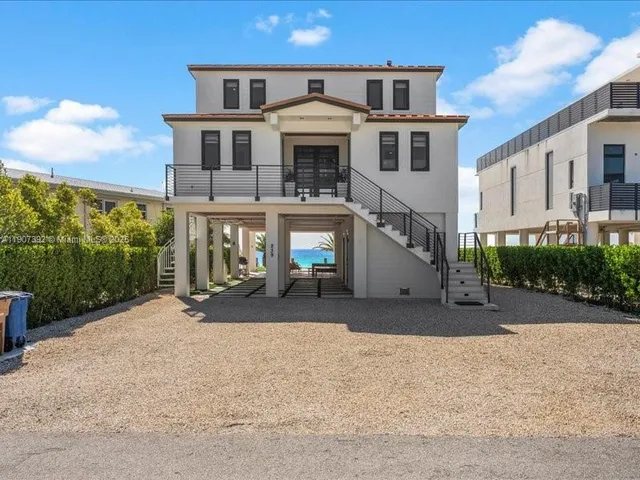 $7,500,000 | 239 Tavernier Drive, Tavernier, FL 33070