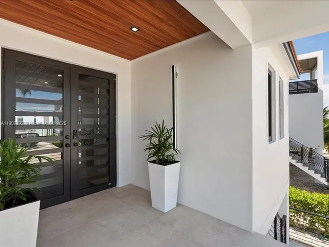 $7,500,000 | 239 Tavernier Drive, Tavernier, FL 33070