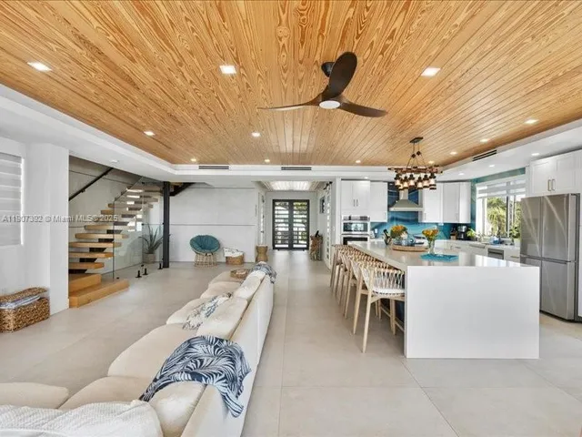 $7,500,000 | 239 Tavernier Drive, Tavernier, FL 33070