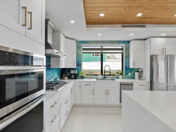 $7,500,000 | 239 Tavernier Drive, Tavernier, FL 33070