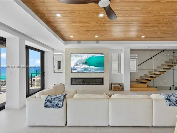 $7,500,000 | 239 Tavernier Drive, Tavernier, FL 33070